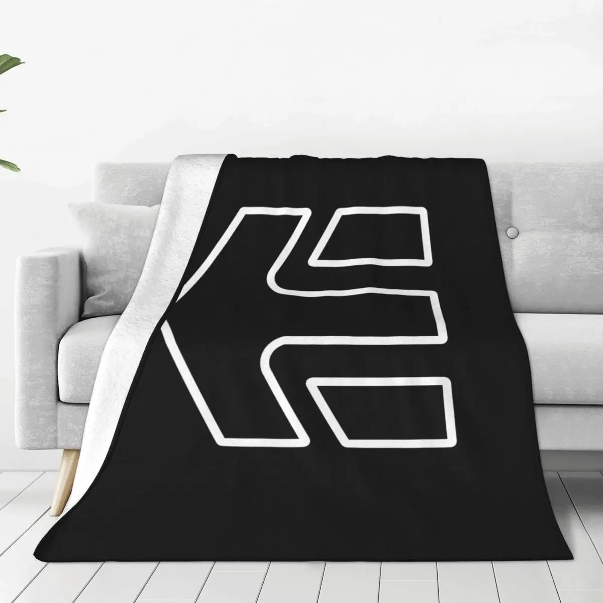 

Etnies Skate Bmx Blanket Bed Soft Comforter Ultralight Throw Blanket minimalist the creative microfiber Anti-pilling washable