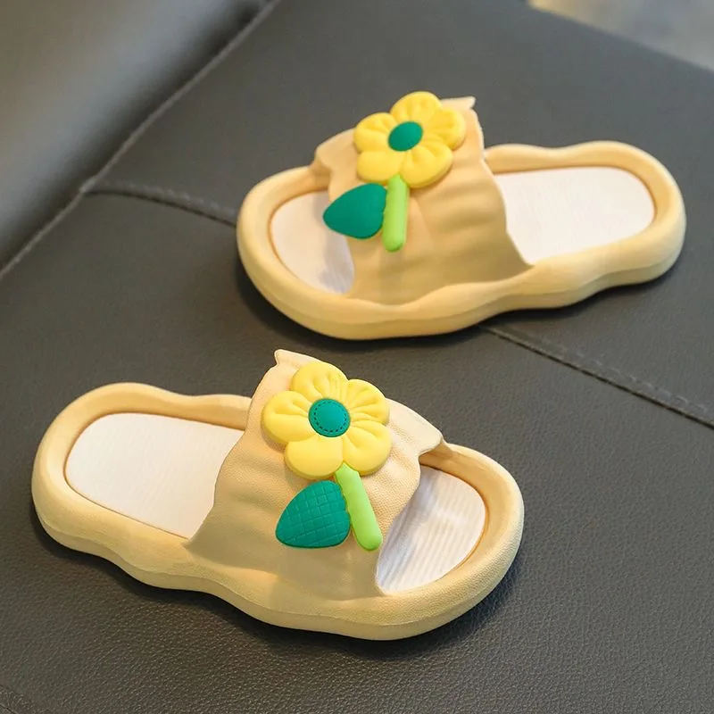 Тапочки детские Нескользящие милые летние тапочки для ванны детей и родителей с