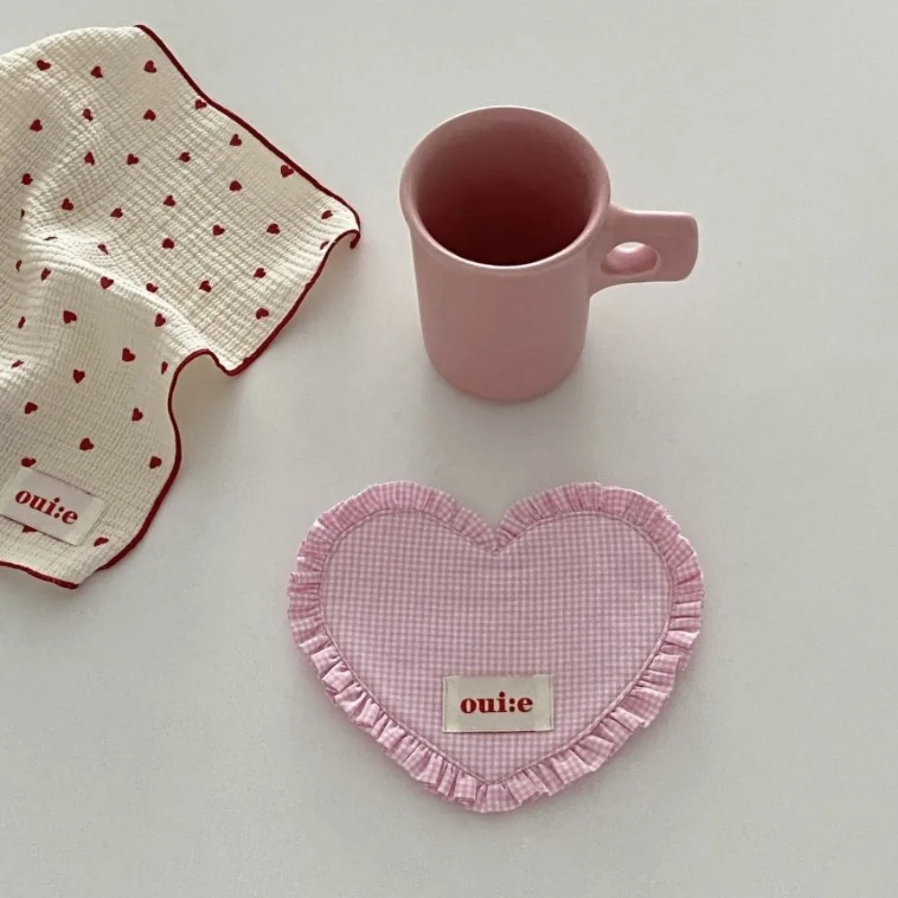 

Сердечные коврики для стола Heart-shaped Placemats