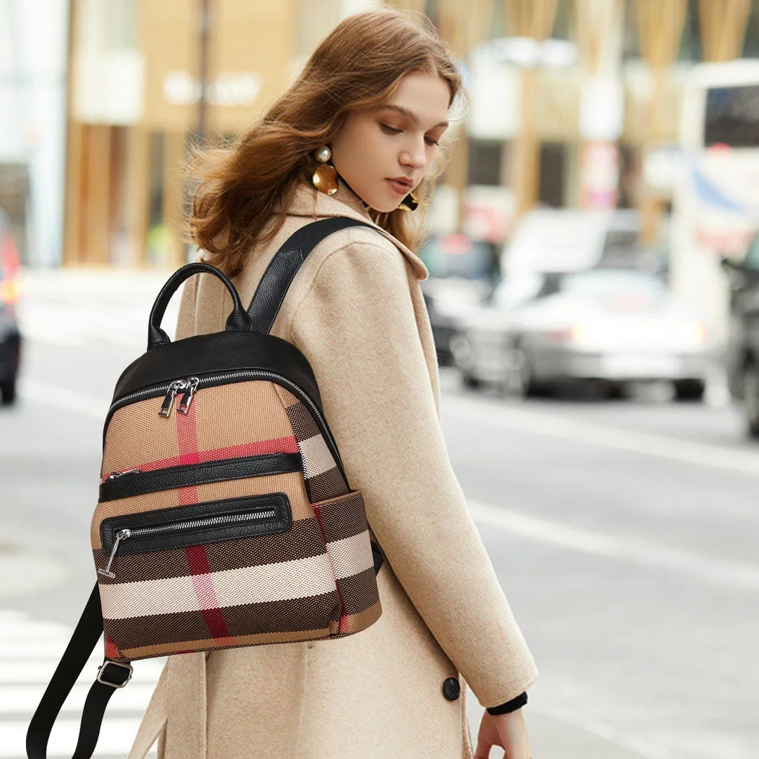 

2023 Genuine Leather Backpack Fashion Women High Quality Women's Commuting Simplicity Bag Casual Female Canvas travel Backpacks