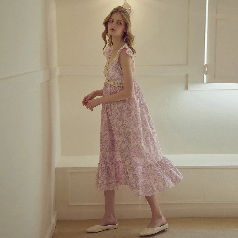 Pajamas women's summer new sexy ladies Korean version with chest pads suspenders long nightdress long sleeveless pajamas