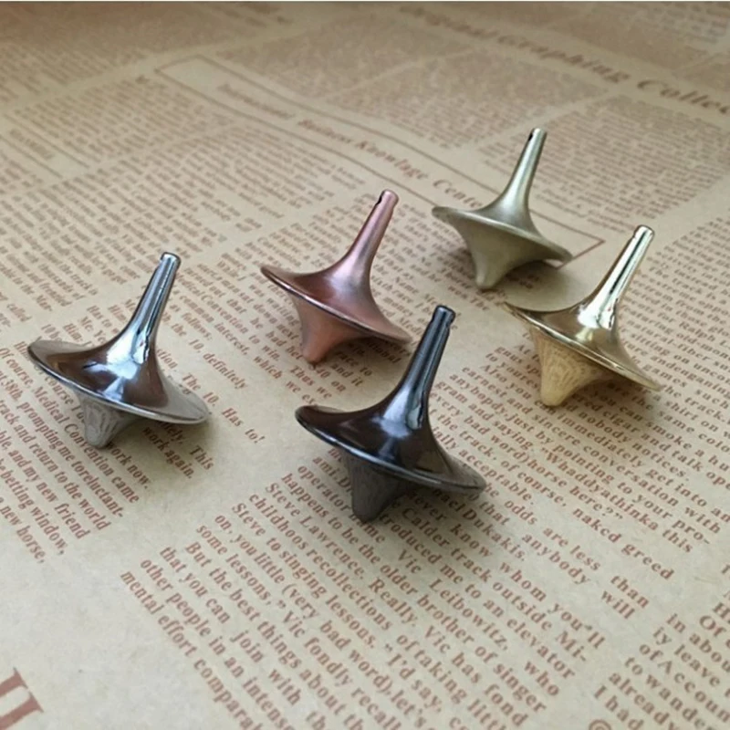 

Mini Metal Gyro Great Accurate Silver Spinning Top Hot Movie Totem Print Spinning Top Toy for Children Decor Birthday 28MM