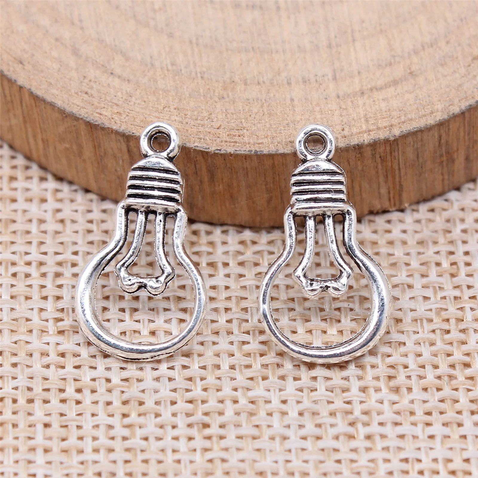 20Pcs 21x12mm Antique Silver Color Lamp Bulb Charms Pendant for DIY Jewelry Making Handmade Jewelry Craft Findings Accessories