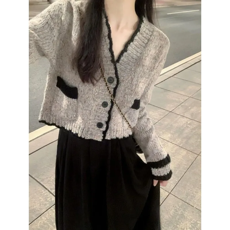 

Женский короткий свитер, Простой Трикотажный свитер с V-образным вырезом, весна-осень