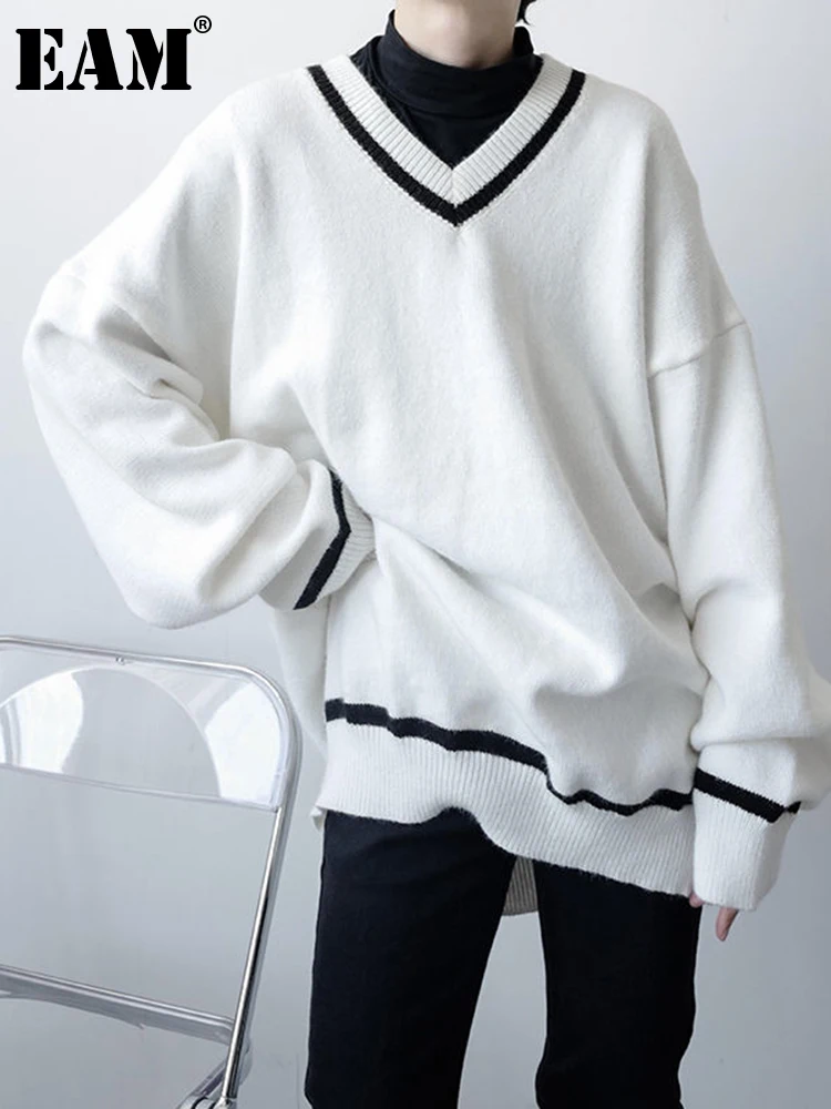 

[EAM] белый полосатый вязаный свитер большого размера с v-образным вырезом и длинным рукавом женские пуловеры новая мода осень зима 2022 1DF0841
