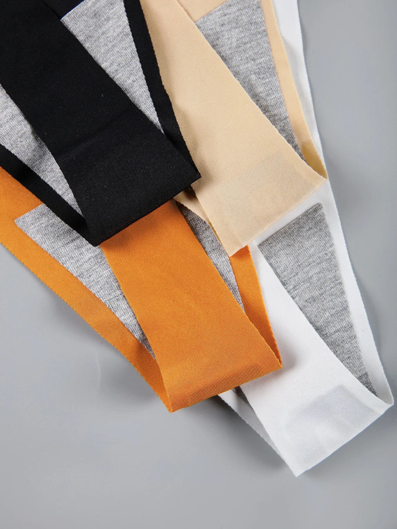 Женские Бесшовные трусики-стринги из вискозы с низкой посадкой