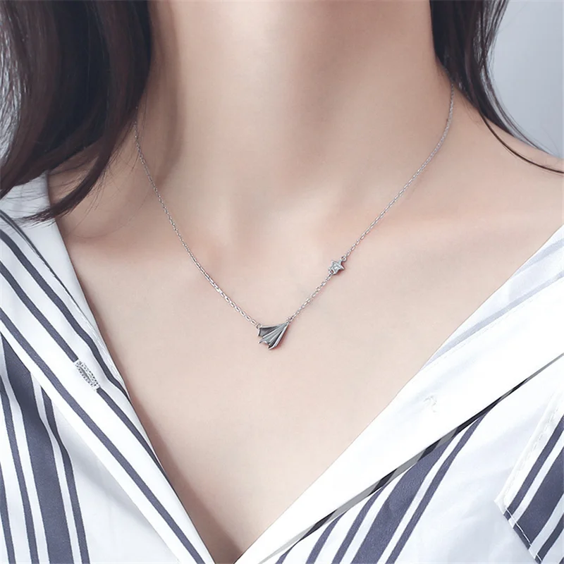 

Creative Silver Plated Simple Childhood Paper Airplane Clavicle Chain Pendant Necklaces For Women Female Girl Gift Jewelry