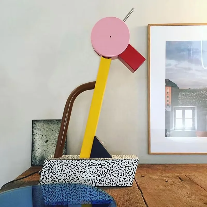 Напольный светильник для детской комнаты в ассортименте