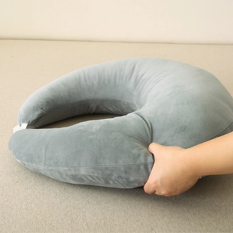 

Плюшевая подушка для рук U-образная