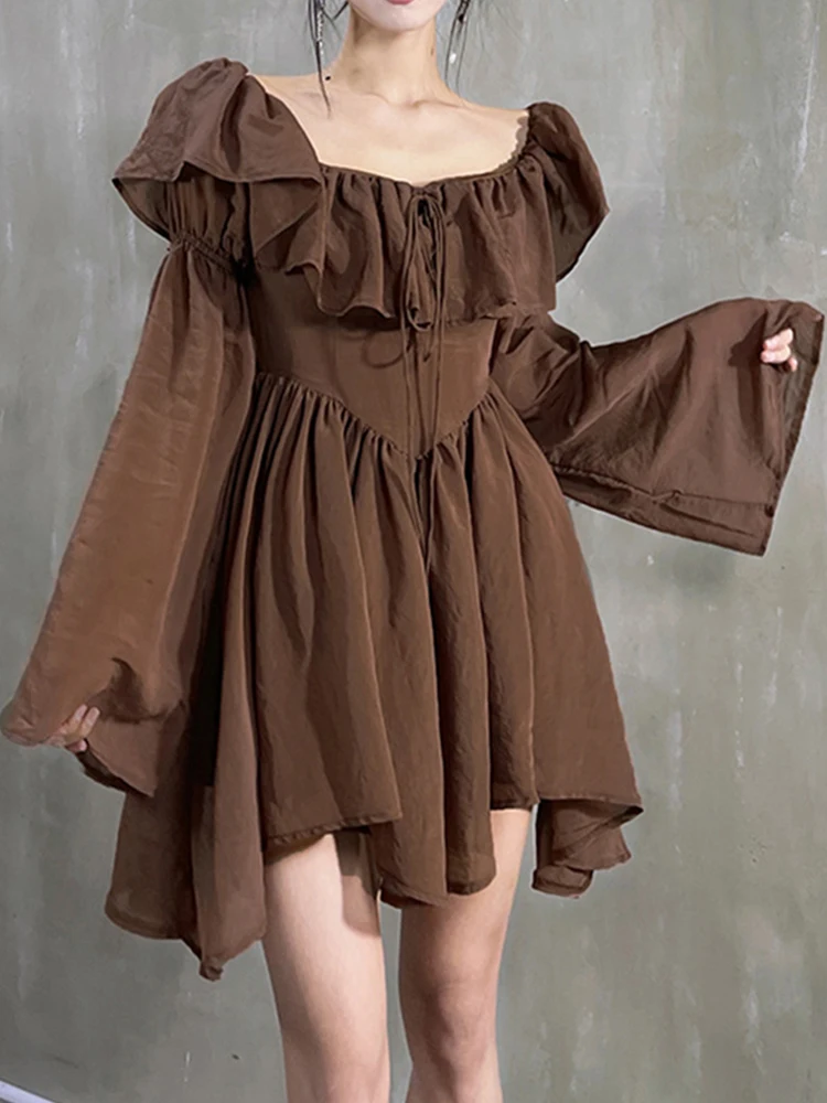 

Женское короткое платье с открытыми плечами, винтажное коричневое привлекательное мини-платье с вырезом лодочкой, расклешенным длинным рукавом и асимметричными оборками, весна-лето