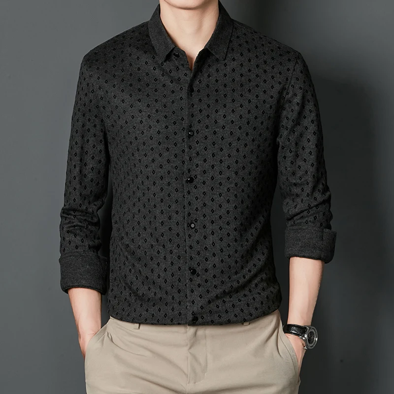 

Светильник Роскошная деловая повседневная шерстяная Смешанная Двусторонняя бархатная футболка, мягкая клейкая Весенняя рубашка-поло, мужская рубашка с длинным рукавом