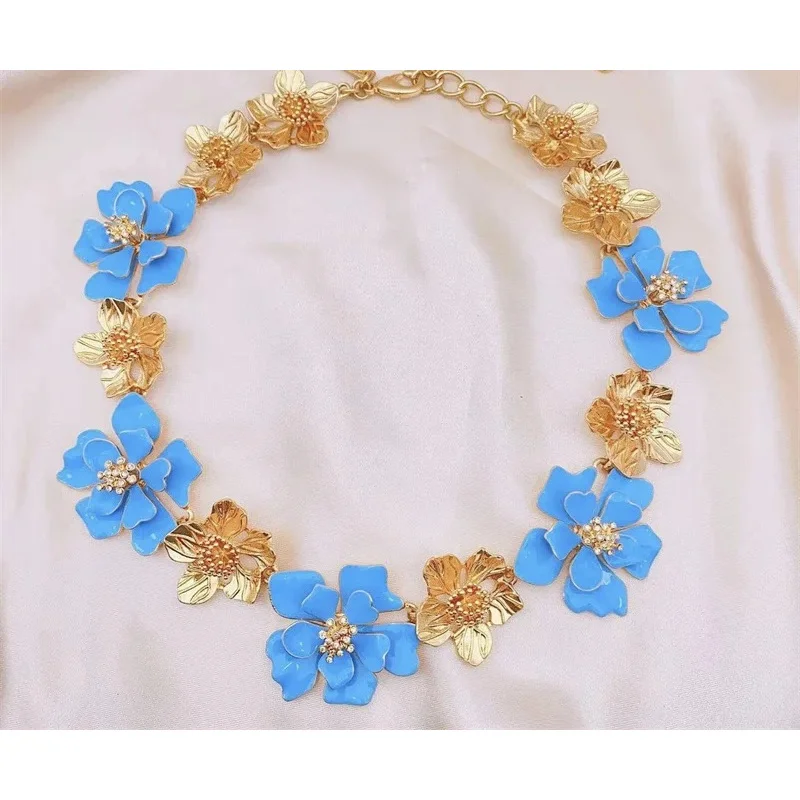 Ожерелье серьги высокого уровня в стиле ретро комплект с преувеличенным цветком