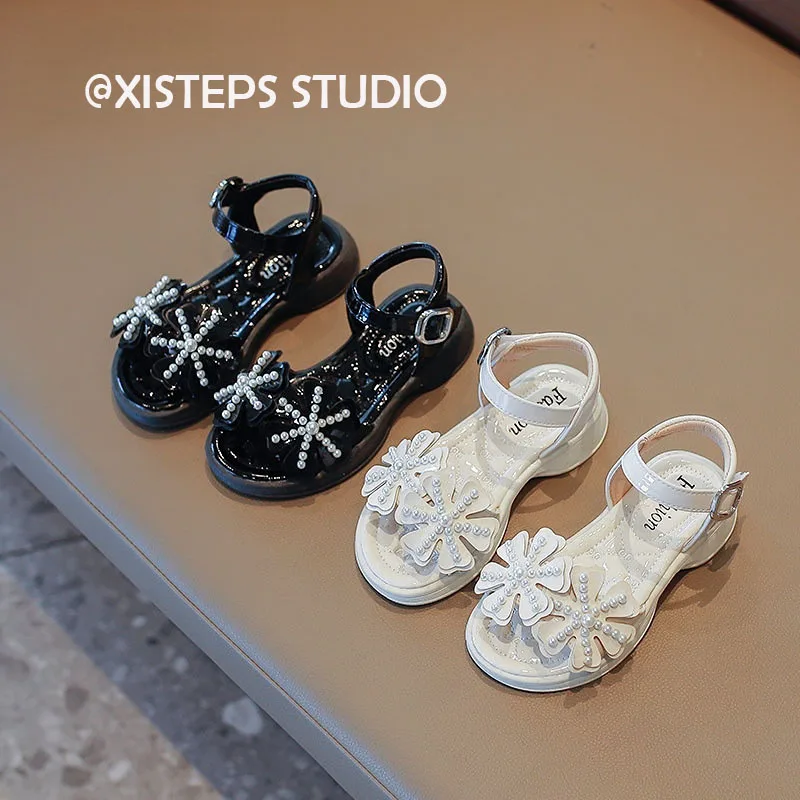 XISTEPS 2023 Summer Girls Sandals Black White Flower Kids Girls Shoes Toddler Girl Shoes Anti-slip Beach Sandals For Baby