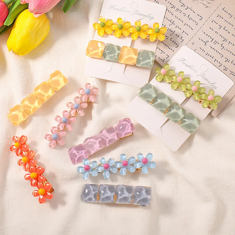 

2022 Vintage Sweet Flower Ripple Geometric Jelly Color Hair Clips Hairpins Hairgrips Barrettes Women Girl Bangs Hair Accessories