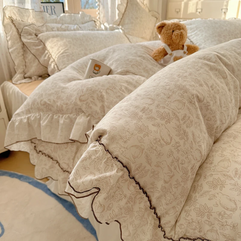 

Комплект постельного белья из полиэстера с цветочным принтом 3pcs