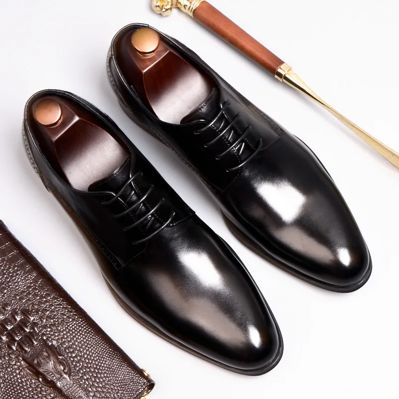 

2022 new men's formal leather shoes leather leather British style Brock carving business cross-border large size leather shoes