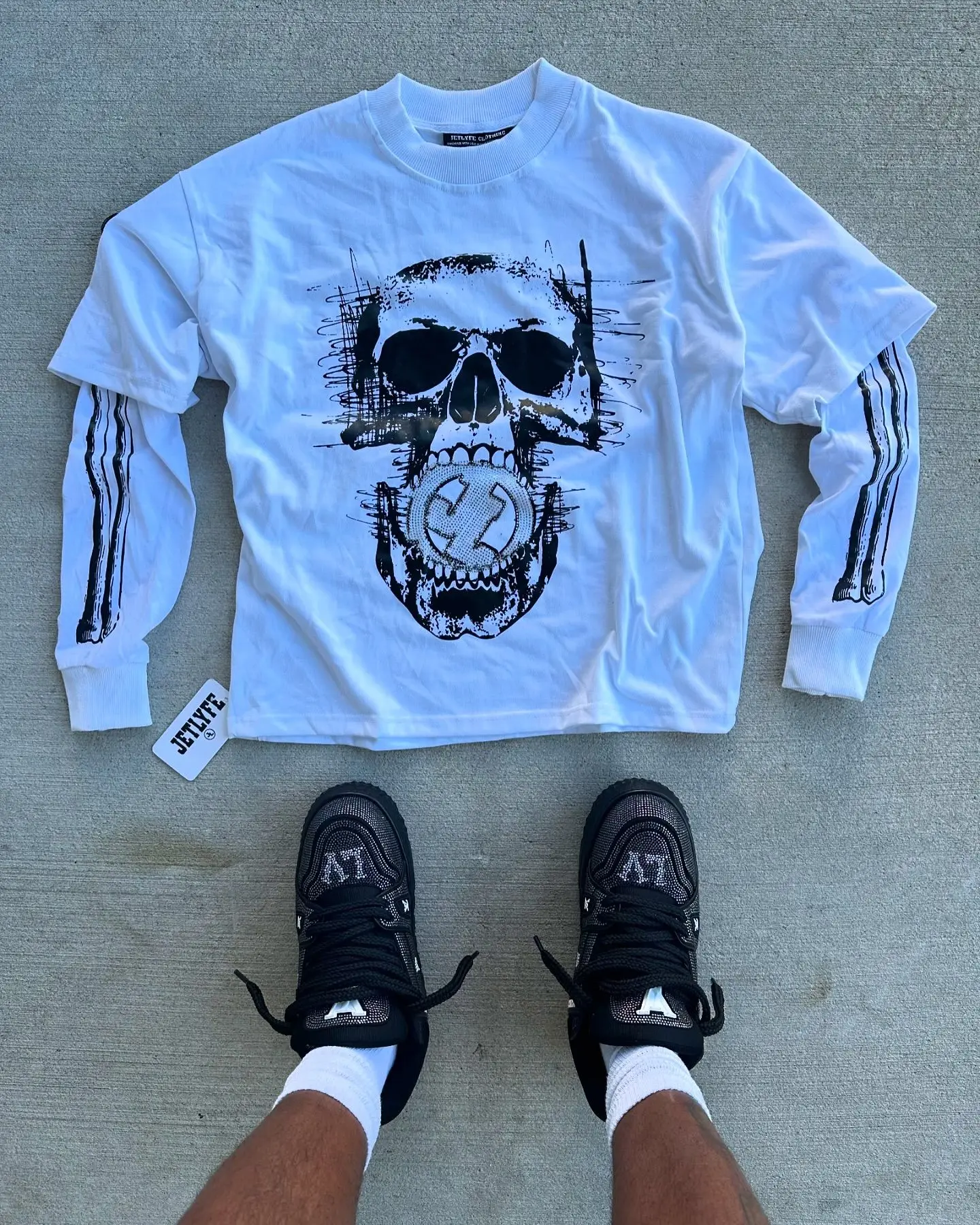 Трендовый дизайн Sense Skulls Pattern Белые длинные рубашки Повседневные большие размеры