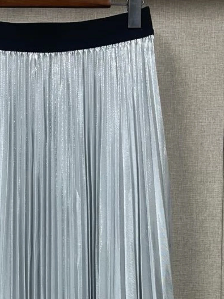 

2023 Spring New Women Skirt Elastic Waist Glossy Silver Glossy All-match Pleated Mid Length Skirt