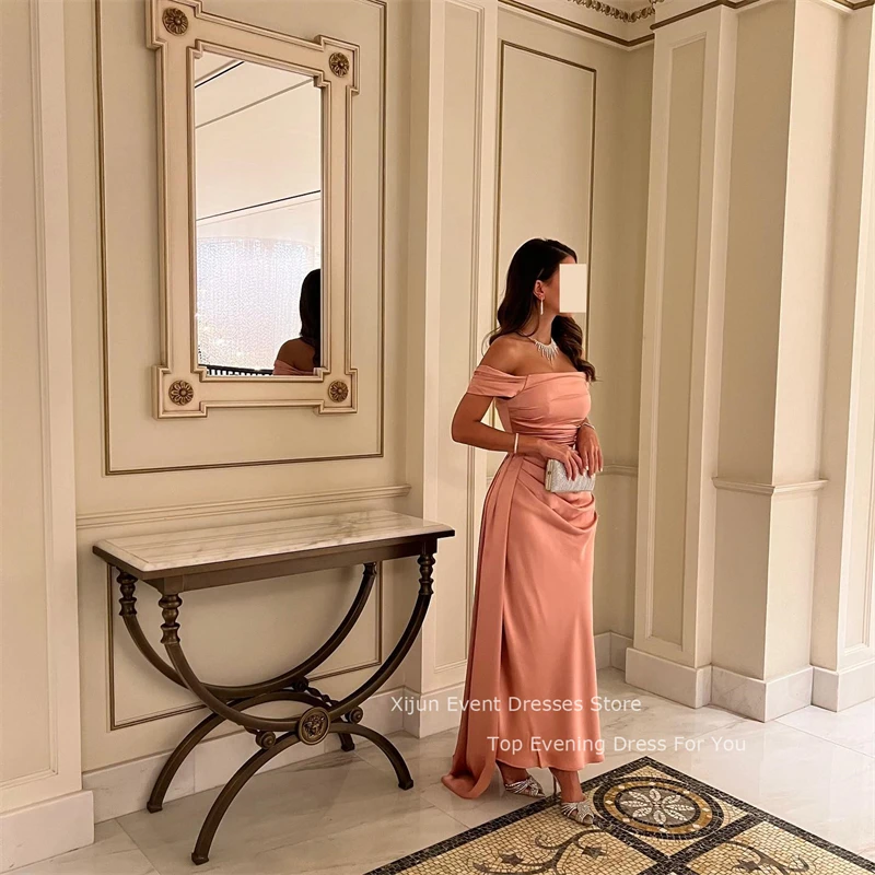 Женское короткое вечернее платье Xijun розовое с открытыми плечами и рукавами из