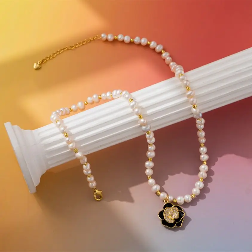 

Camellia Pendant Natural Freshwater Pearl Necklace Near Round Pearl Jewelry for Women Wedding Gifts for The New Year Trend