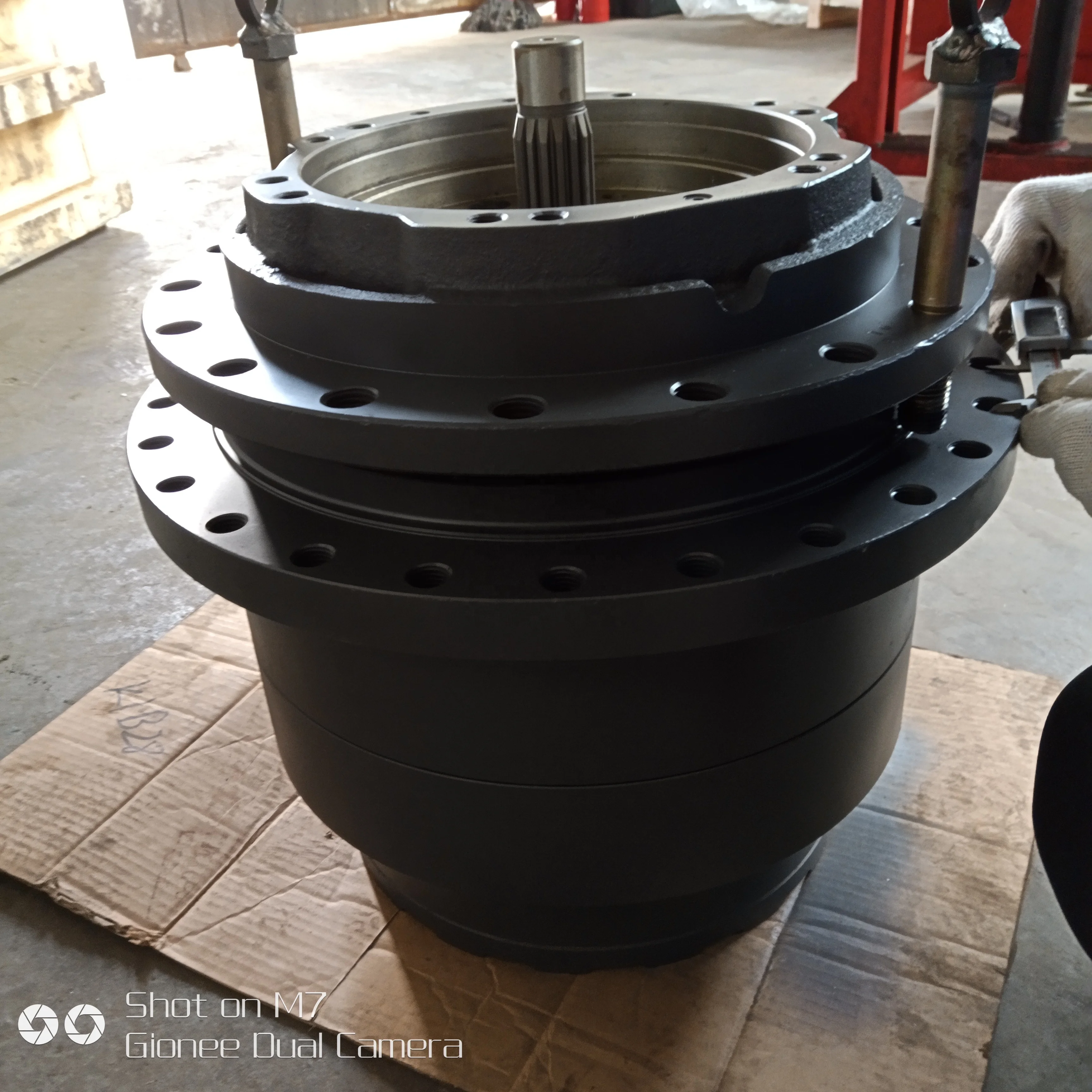 31N9-40021 31N8-40073 R320LC-7A дорожный редуктор