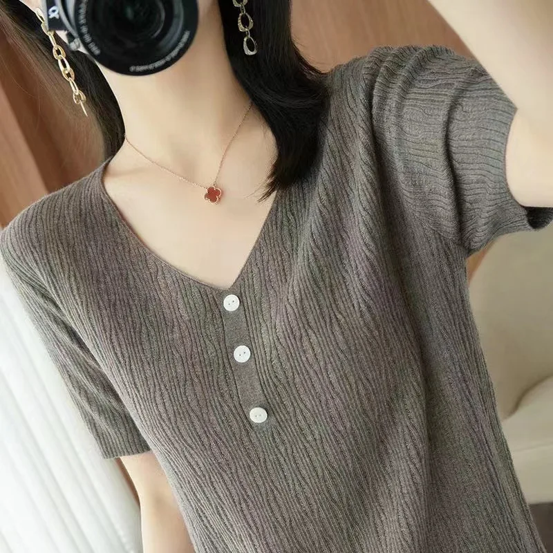 

Женский хлопковый топ с V-образным вырезом и коротким рукавом