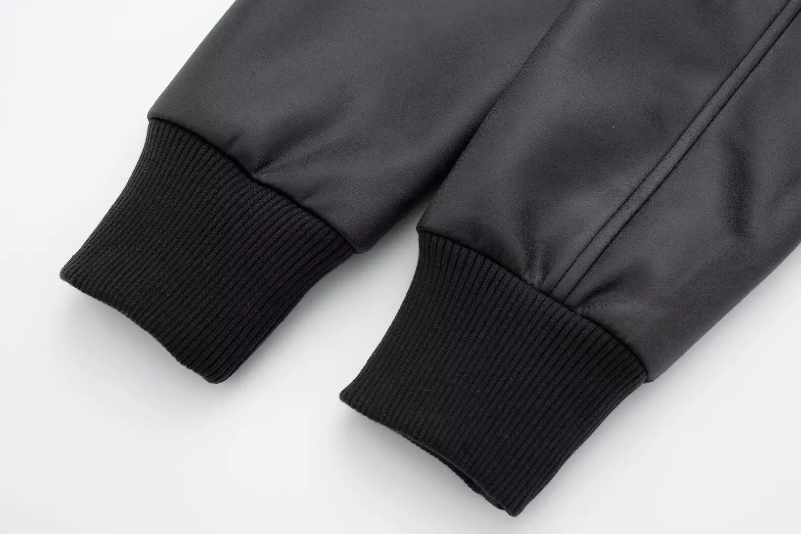 Женская зимняя куртка на молнии HH TRAF черная Толстая с отложным воротником