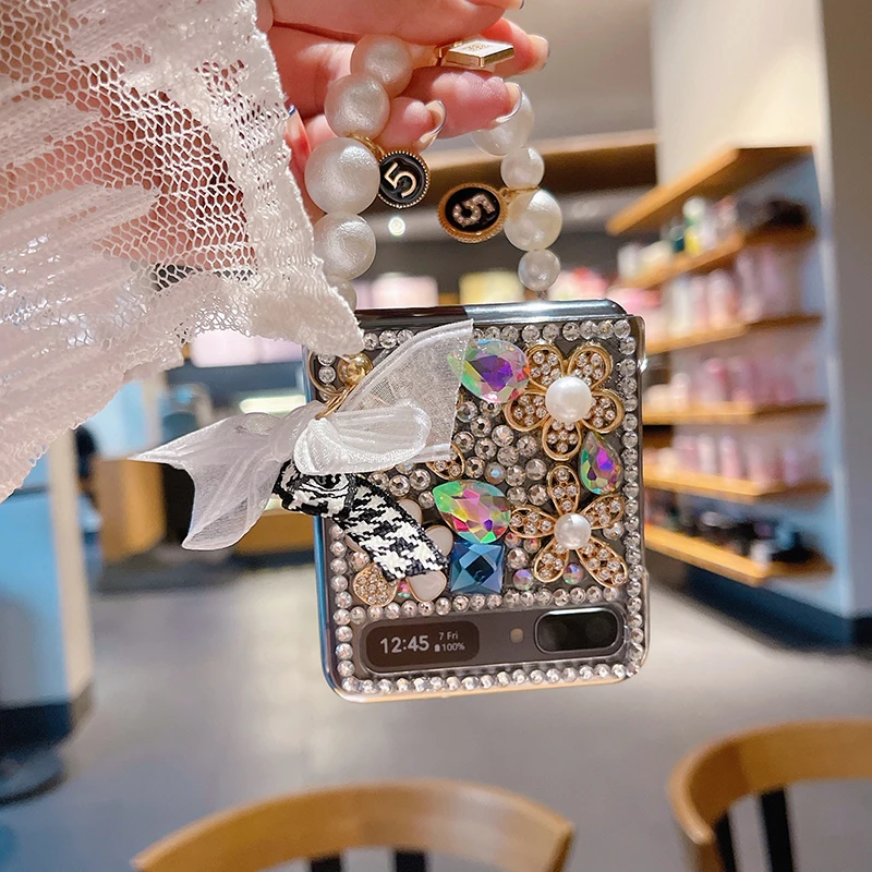 

DIY портативный жемчужный длинный браслет с цепочкой бриллиантовый чехол для телефона Samsung Galaxy Z Flip 4 3 Роскошный Блестящий Прозрачный жесткий чехол со стразами