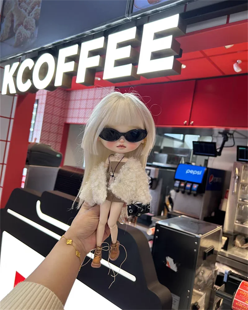 Одежда для кукол Blythe OB24 Azone бежевое плюшевое пальто + верблюжья кожаная накидка на
