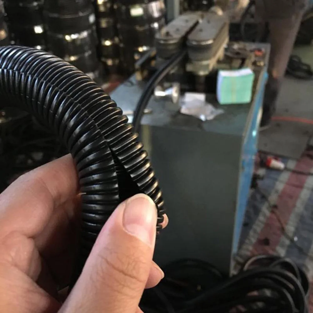 

Durable High Quality Wire Loom Tubing Split Tube Wear-Resistant 1/4" Wiring Black Electrical Home Opening section