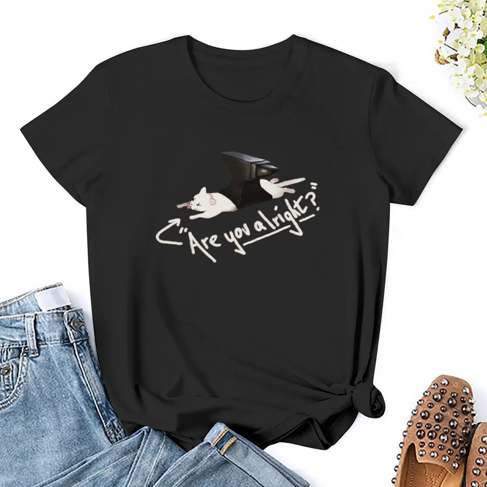 Женская футболка с рисунком кошки