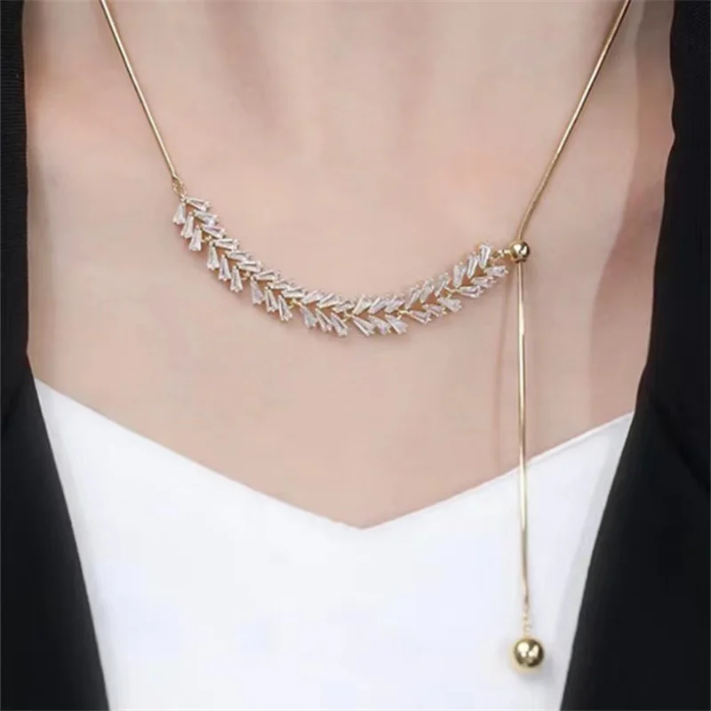 

New Fashion Niche Adjustable Zircon Wheat Pendant Necklace Female Senior Collarbone Chain Chain Wholesale
