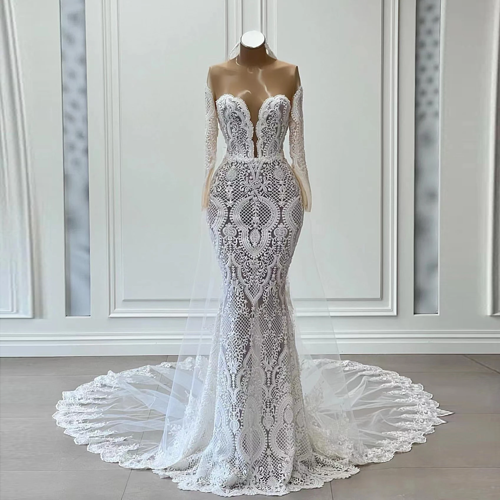 

New Sexy Mermaid Wedding Dresses Deep V-Neck Sleeveless Floor Length Bridal Gown Elegant Long Bride Gwons Robe De Mariée