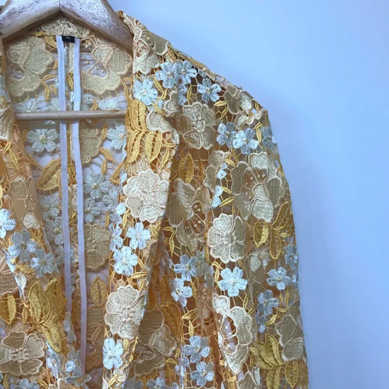 Мужской блейзер с вышивкой однобортный привлекательный для осени 21F3685