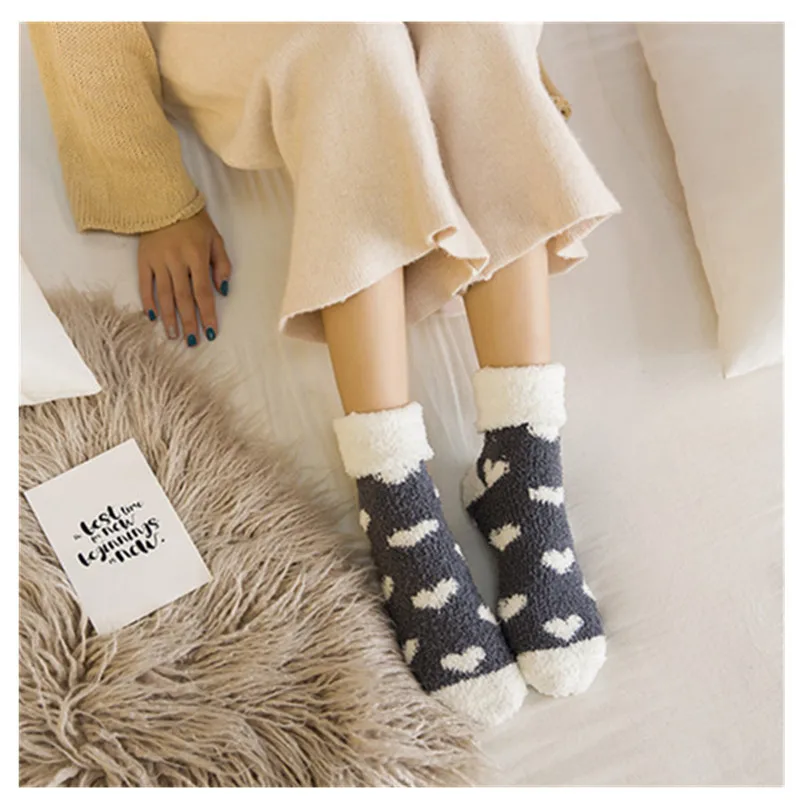 5pairs Autumn and Winter New Love Flip Coral Fleece Socks Thickened Warm Floor Socks Sleeping Socks Women's Socks