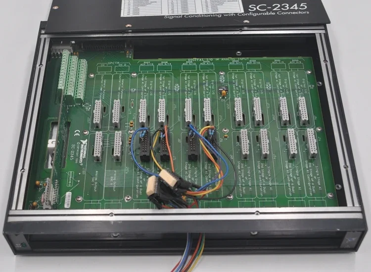 SC-2345 SCC-PWR02 РАЗЪЕМ СИГНАЛА С КОНФИГУРОВЫМИ РАЗЪЕМАМИ