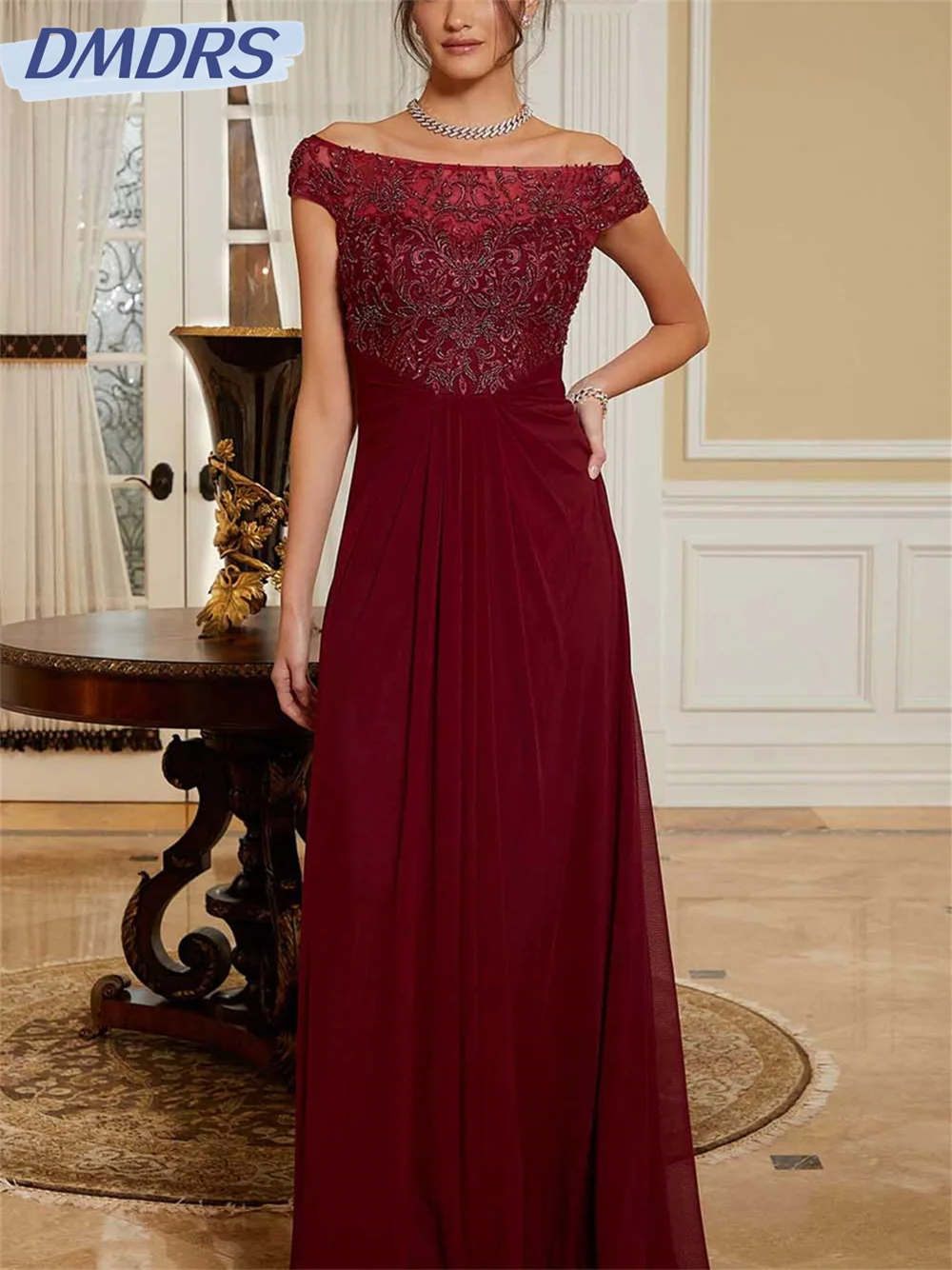 Элегантное кружевное платье для матери невесты 2024