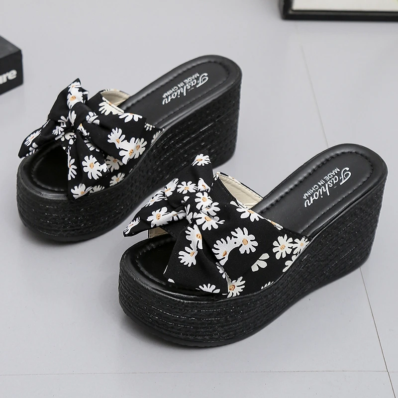 

2022 Women's Sandals Outdoor Beach Shoes Platform Sandals Women's Summer Sandals Slippers Indoor Women's Bow Shiny Slippers