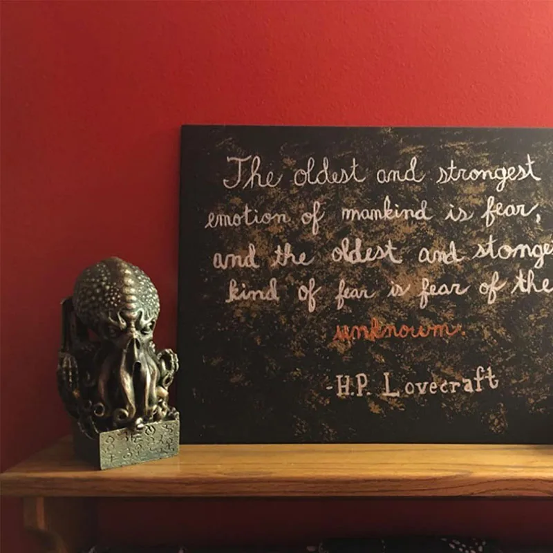 Винтажная статуя в виде черепа Cthulhu