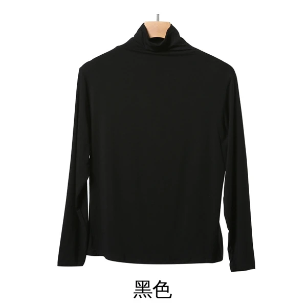 

Женская футболка с круглым вырезом, с аппликацией