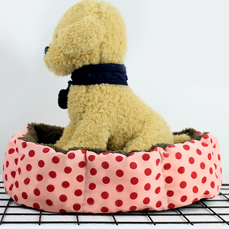 

Pet Pad Super Soft Cotton Wool Warm In Winter Cute Kitten Dog Bed, Dot Print Fashionable Pet Products Removable and Washable
