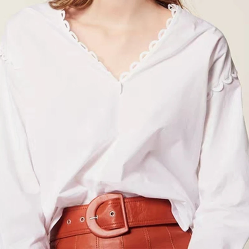 

Women's White Lace Shirt Long Sleeve Vintage Elegant Casual V Neck Blouses French Brand Patchwork Fashion Office Ladies Blouse