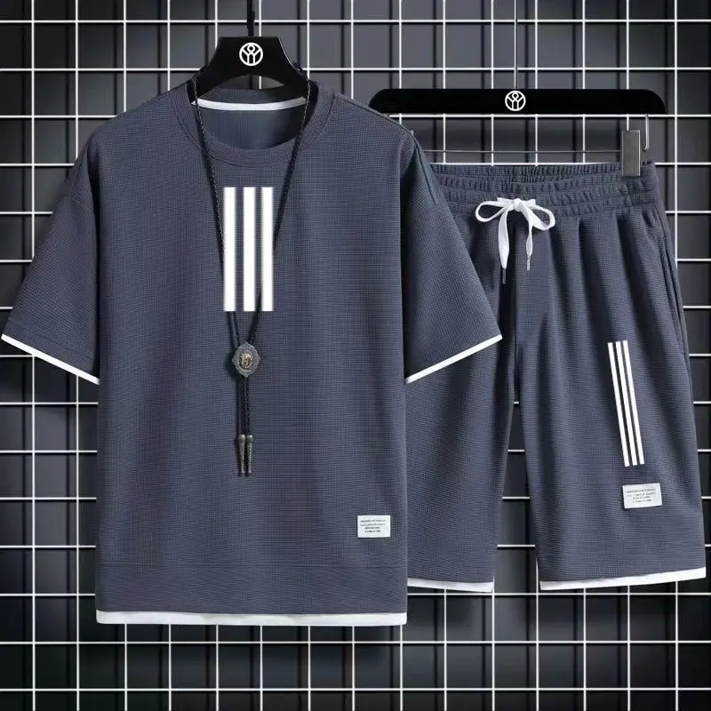 Спортивный костюм мужской