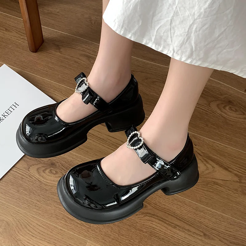 

Туфли-лодочки женские кожаные с ремешком на щиколотке, Туфли Мэри Джейн, на платформе и толстом высоком каблуке, украшенные кристаллами, с п...