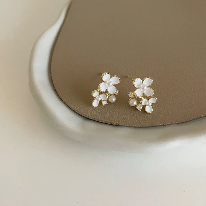 ALLNEWME милые белые цветные эмалевые цветочные серьги с блестящими фианитами