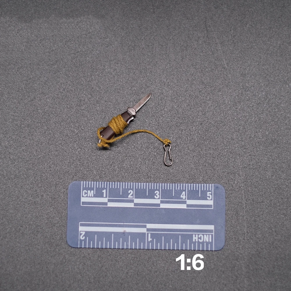 

DID 1/6 D80154 WWII Series Star of Africa Pilot Hero Hans Joachim Marseille E60060 Knife Slings Waist Belt Cigar Accessories