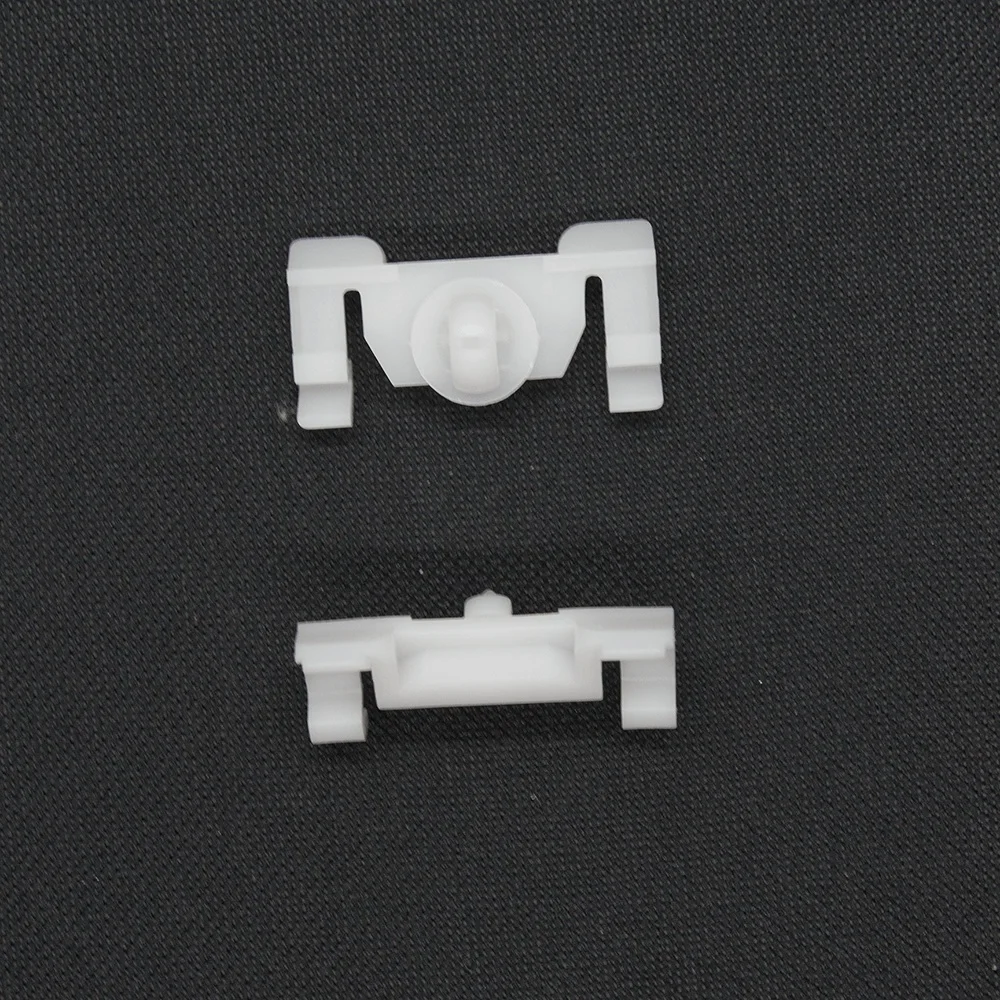 

Mercedes Benz A0099884178 Auto Clip 10 PCs