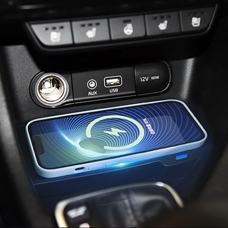 15W araba QI kablosuz şarj hızlı telefon şarj şarj pad paneli için şarj tutucu KIA KX5 Sportage 2016-2020 aksesuarları