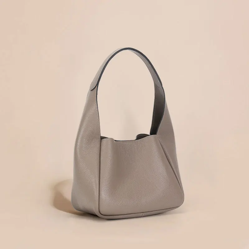 2023 new head layer lychee grain tote bag fashion shoulder armpit bag female vegetable basket bucket bag