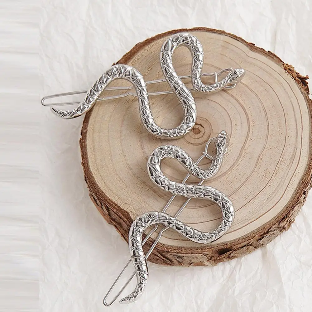 Женская шпилька для волос в виде змеи